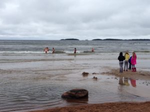 Strandhäng och iskallt bad!